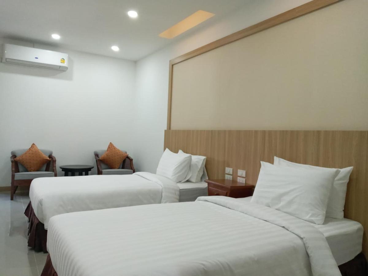 Nine Smiths Hotel Chiangmai Чиангмай Экстерьер фото